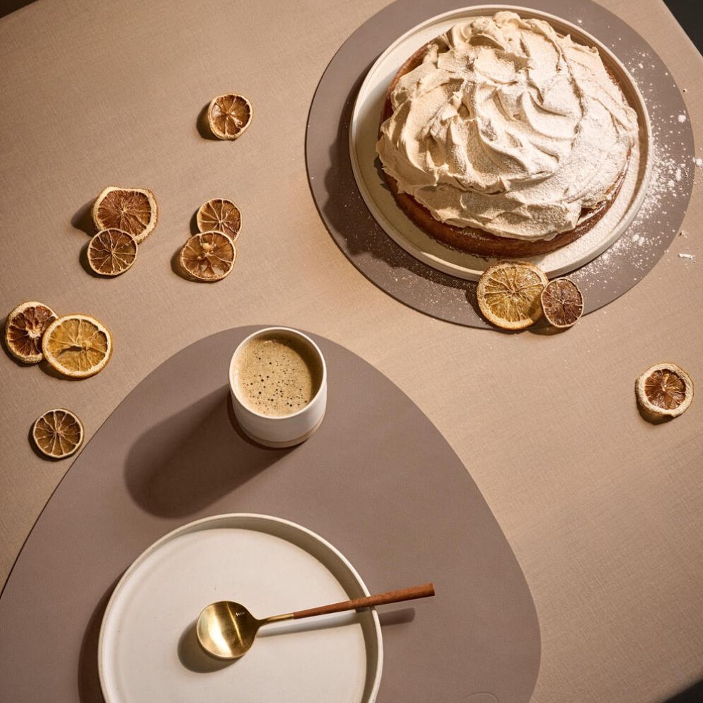 LIND DNA Curve placemat van gerecycled leer