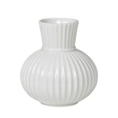 Lyngby Porcel&aelig;n Tura