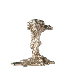 Kerzen und Kerzenhalter