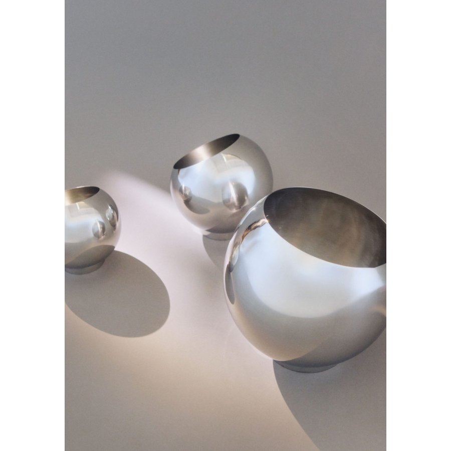 AYTM GLOBE Blumentopf H32,2 cm, Silber