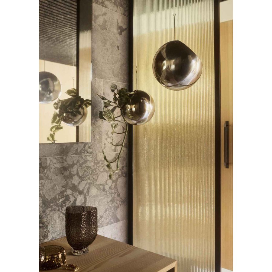 AYTM GLOBE Hängender Blumentopf H28 cm, Silber
