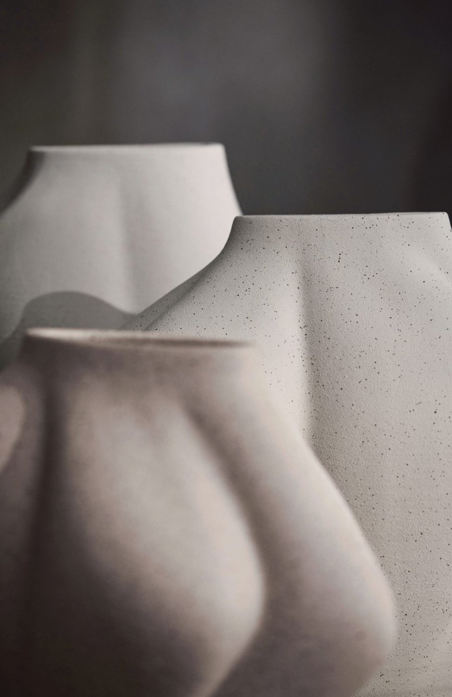 AYTM SALTARE Vase H30 cm, Light Taupe