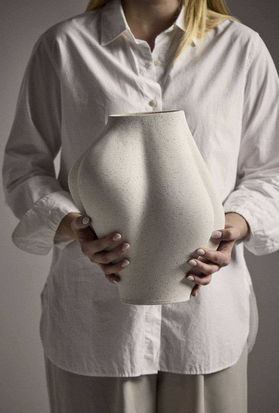 AYTM SALTARE Vase H35 cm, Cream