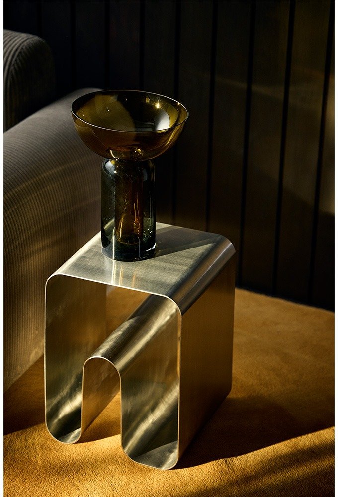 AYTM CURVA SOLID Hocker H43,2 cm, Silber