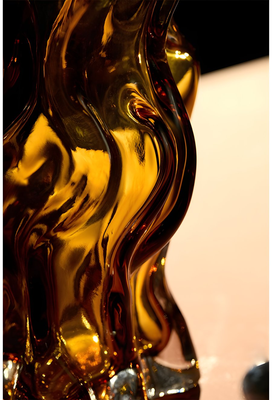 AYTM VENA Vase H24,5 cm, Amber