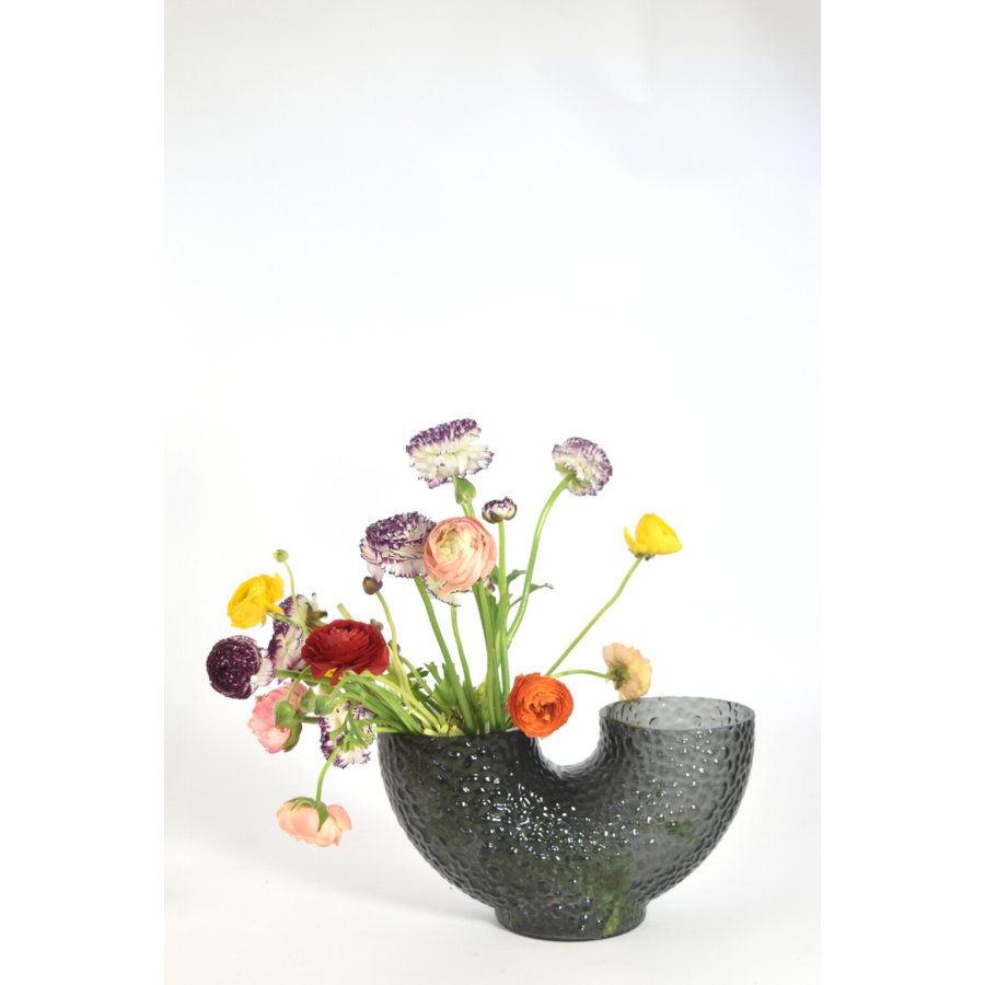 AYTM Arura Vase H19 cm, Schwarz