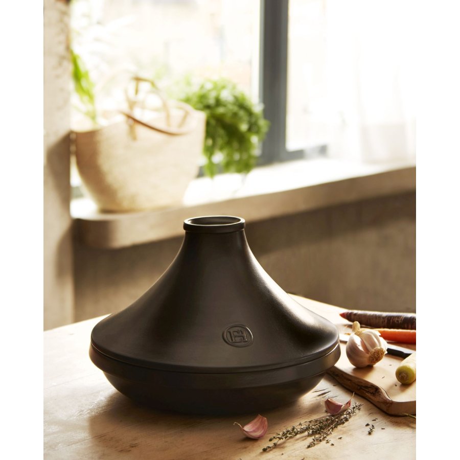 Emile Henry Tagine �27 cm, Sort