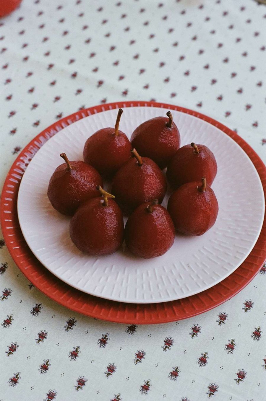 aida Confetti Tallerken 24 cm, Lyser�d