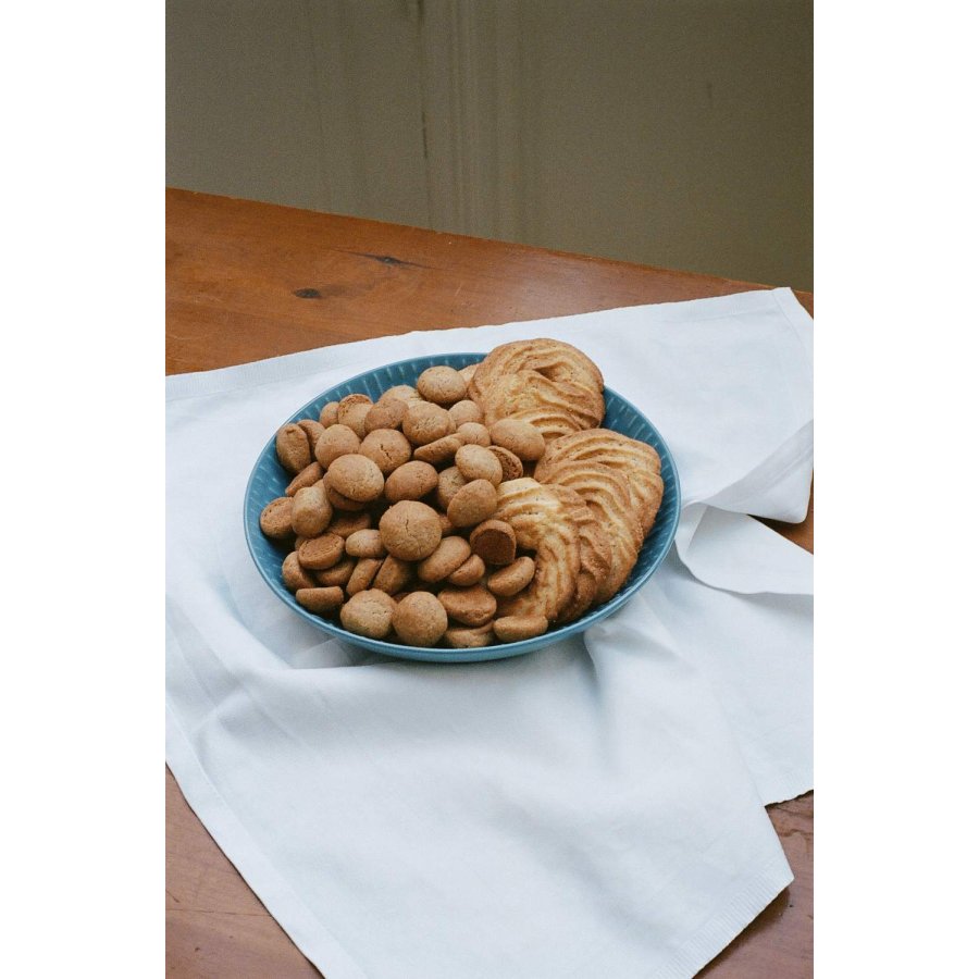 aida Confetti Pastatallerken 23 cm, M�rkebl�