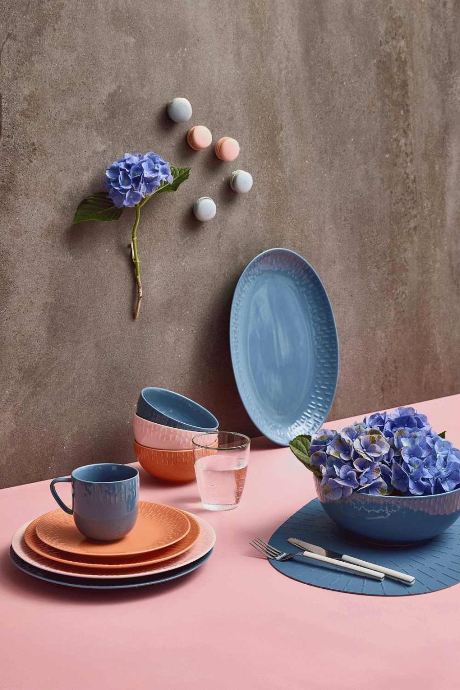 aida Confetti Serveringsfad 36,8 cm, M�rkebl�