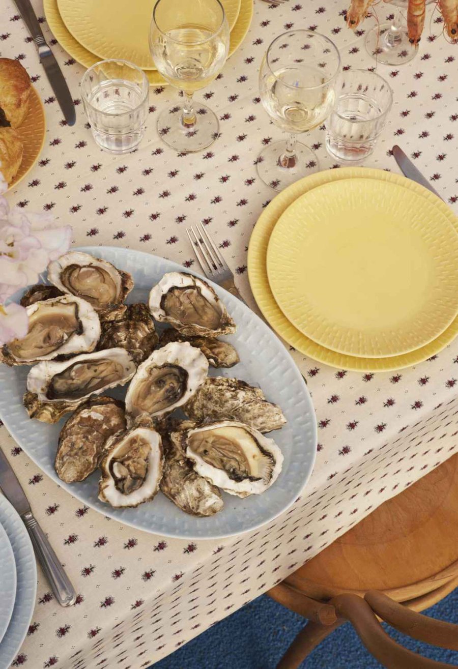 aida Confetti Serveringsfad 36,8 cm, Lysebl�