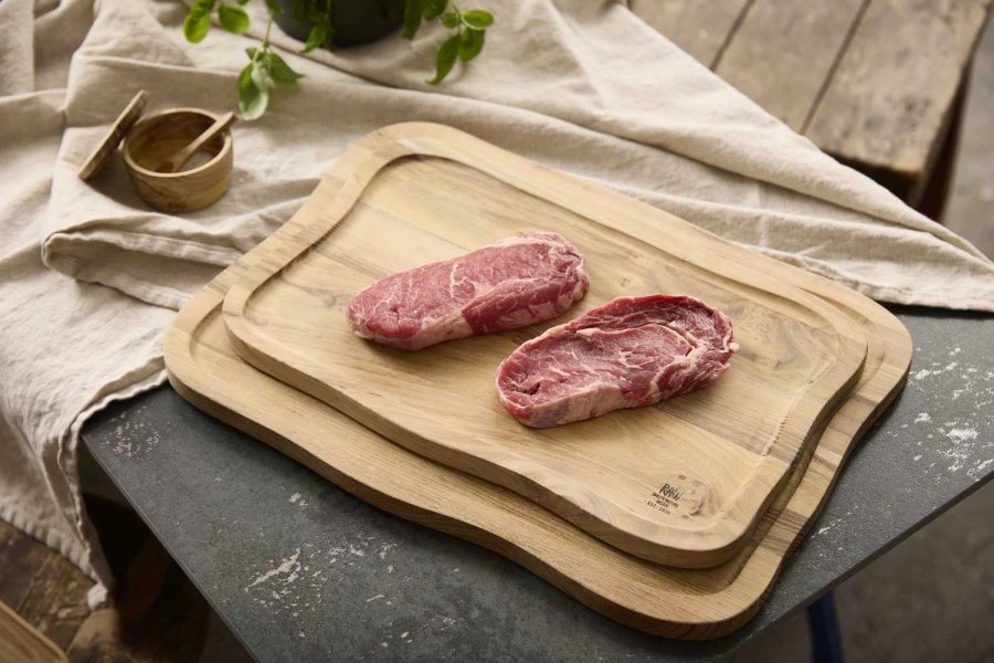 RAW Schneidebrett mit Saftrille 2er Set, Teakholz