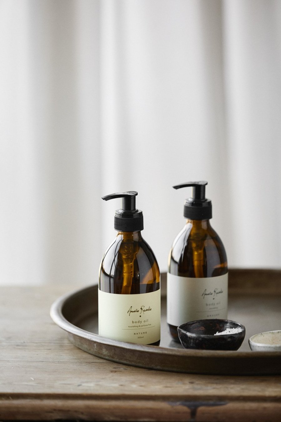 Amalie Rosalie Ground Kropsolie 300 ml, Geranium/Lemon/Patchouli/Sandelwood