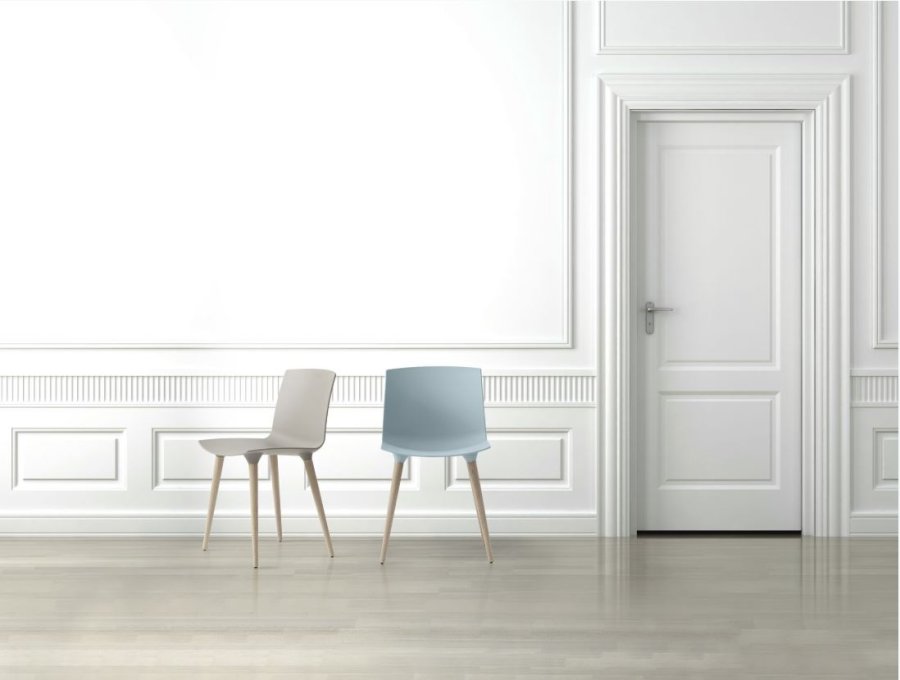 Andersen Furniture Stol TAC Mat lys bl plast sde, Eg sbe ben