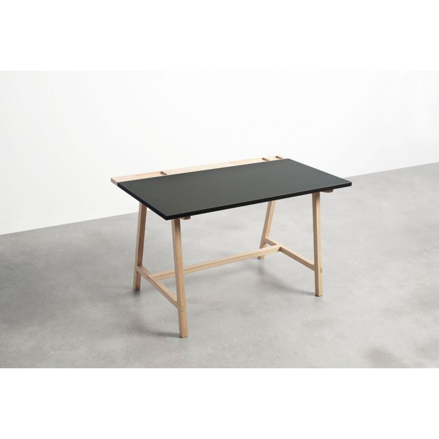 Andersen Furniture D1 Arbejdsbord 125x70cm, Linoleum kul, Eg hvid mat lak stel