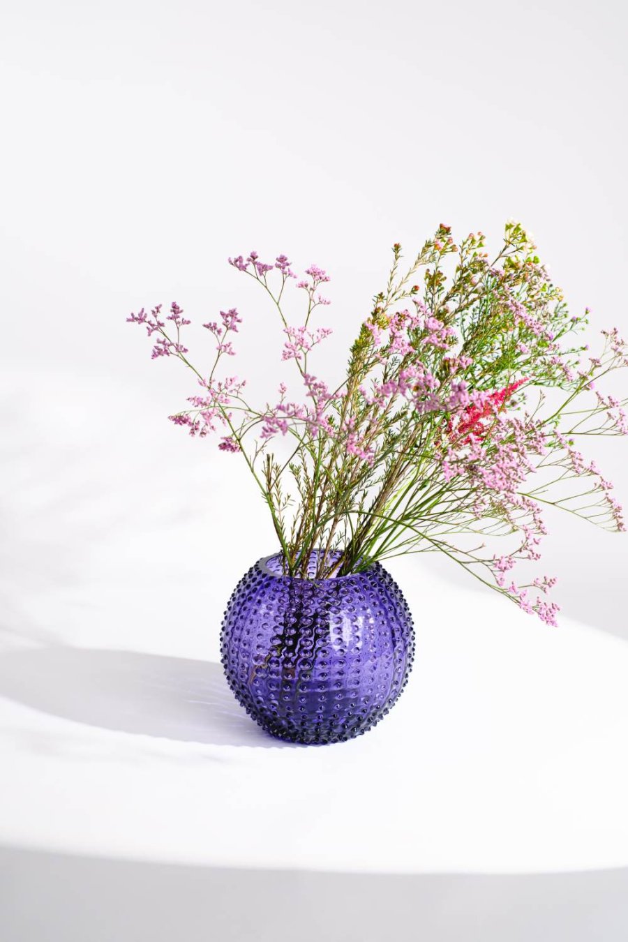 Anna von Lipa Hobnail Globe Vase H24 cm, Indigo