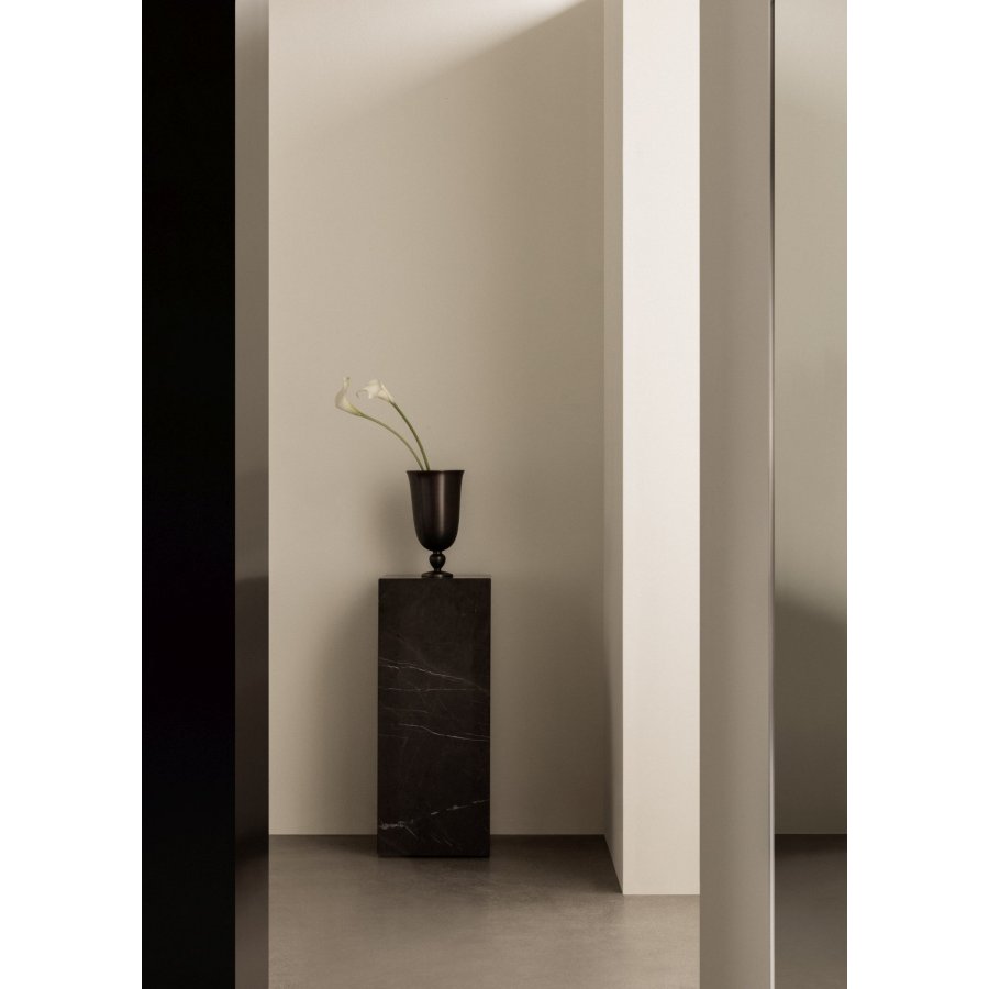 Audo Copenhagen Pavot Vase H28,7 cm, Bronzefinish