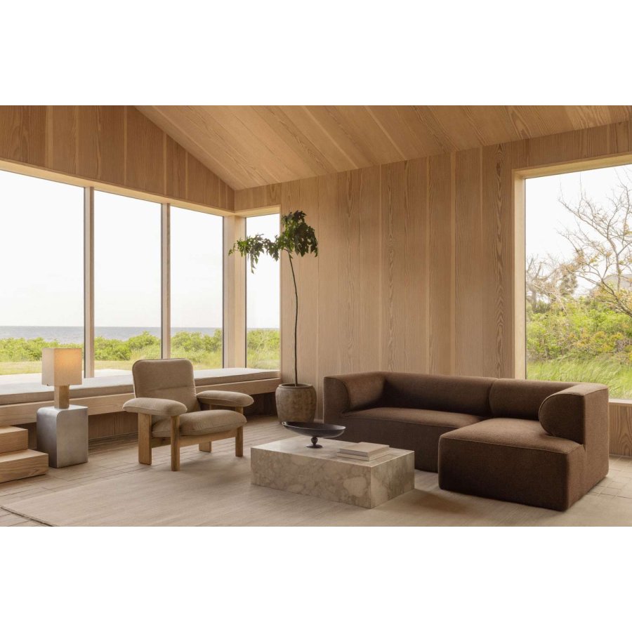 Audo Copenhagen Nonna Tischlampe H49 cm, Travertin/Sand