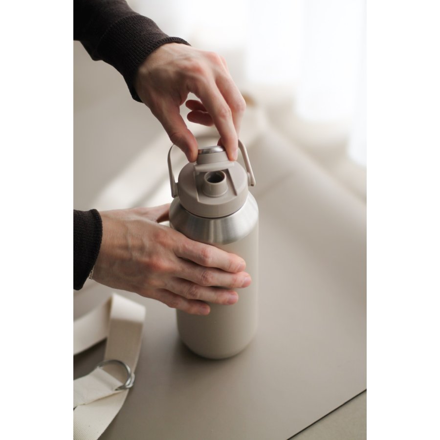AYA&IDA Sports Drikkeflaske 950 ml, Cream Beige