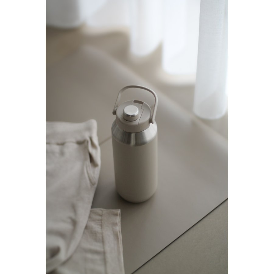 AYA&IDA Sports Drikkeflaske 950 ml, Cream Beige
