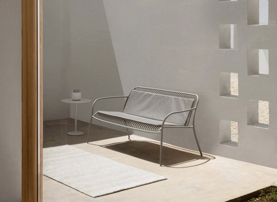 blomus FAWN Tischlampe LED H13 cm, Granite Gray