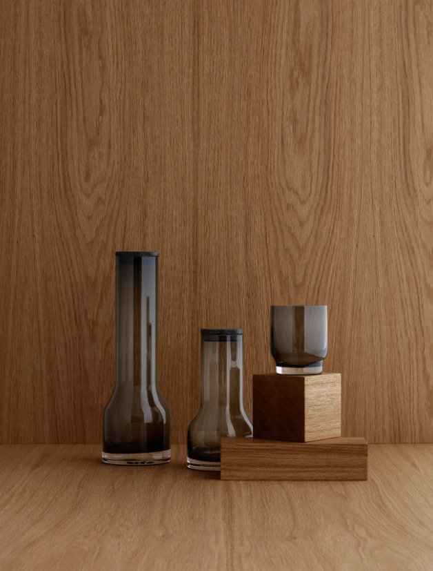 Blomus LUNGO Vandkaraffel 1,1 L, Smoke