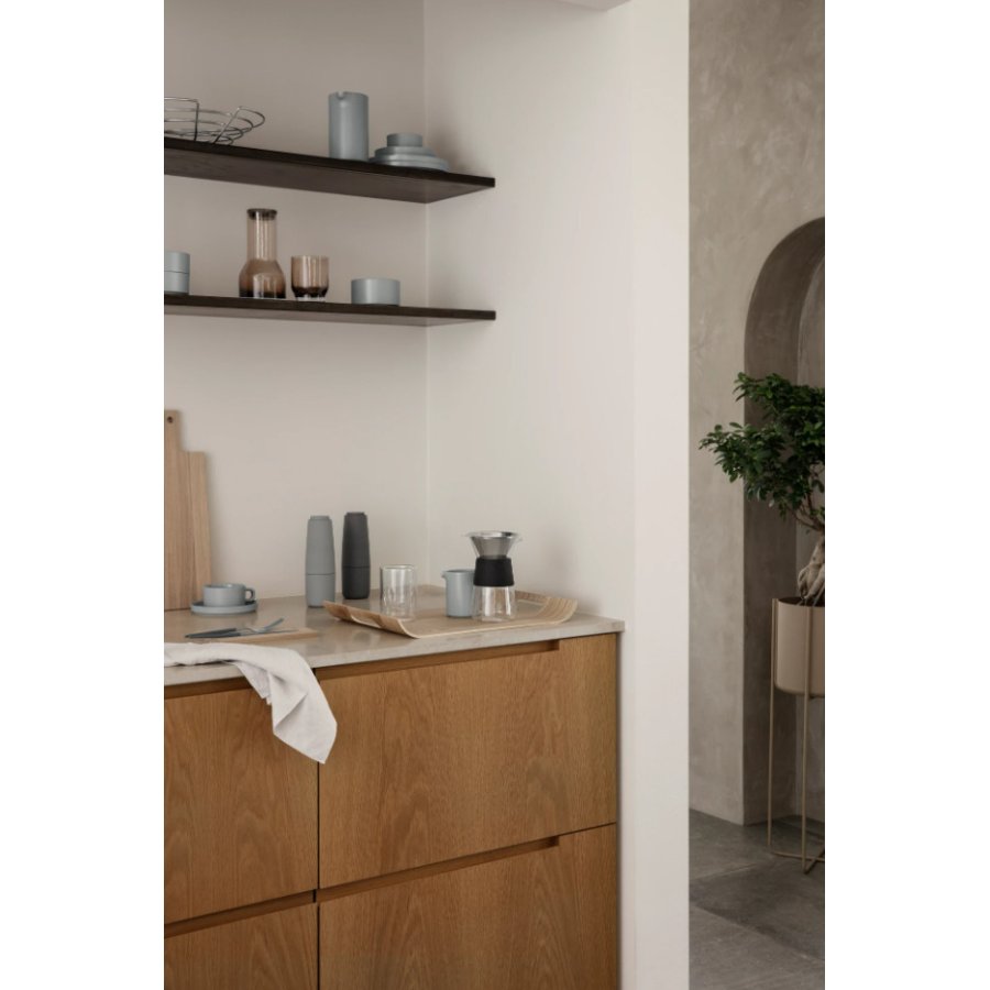 Blomus LUNGO Vandkaraffel 0,65 L, Smoke