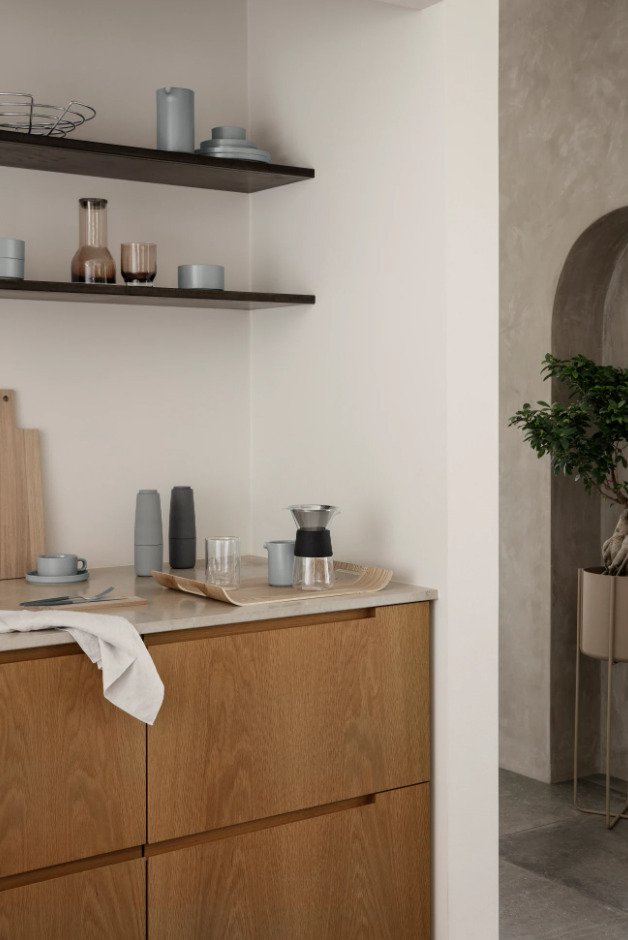 Blomus LUNGO Vandkaraffel 0,65 L, Smoke