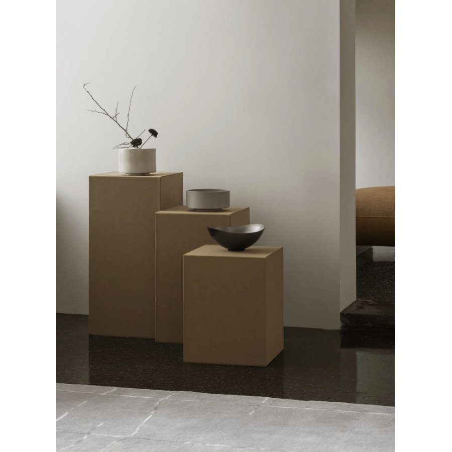 blomus SAHLA Piedestal H46 cm, Indian Tan