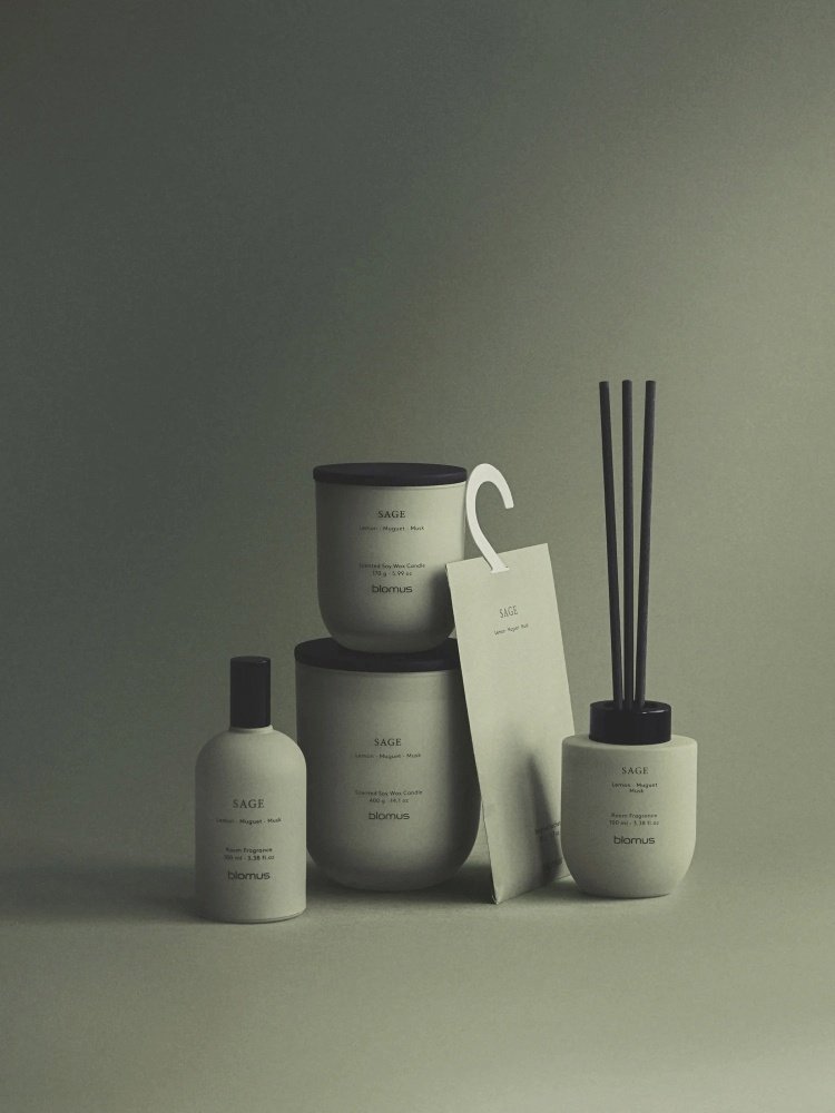 blomus TUOKSU Duftlys �7/H8 cm, Sage