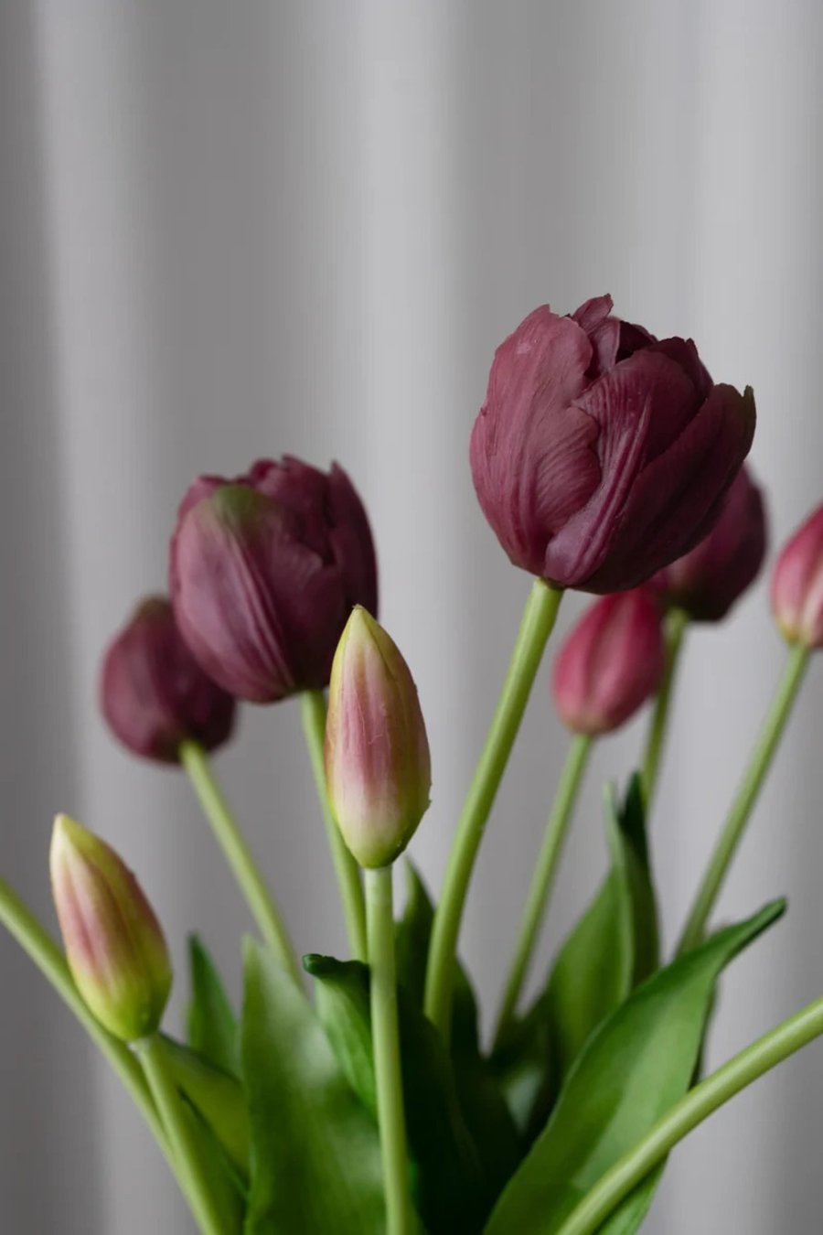 BLOOM OBJECTS Kunstige Fyldte Tulipaner Buket 2 Bundter 40 cm, Bordeaux