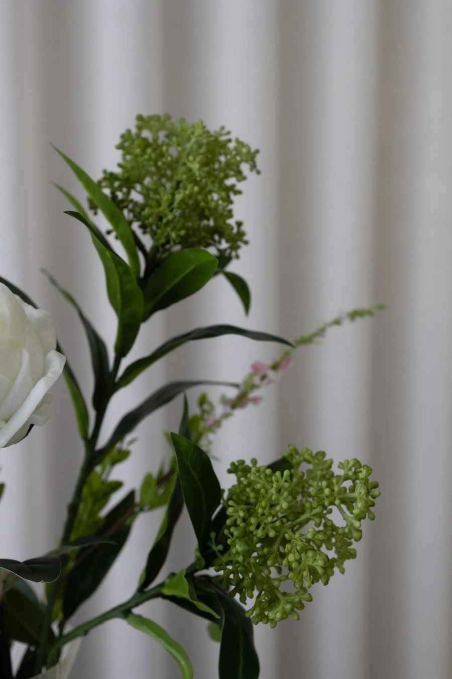 BLOOM OBJECTS Ivory Bloom Buket