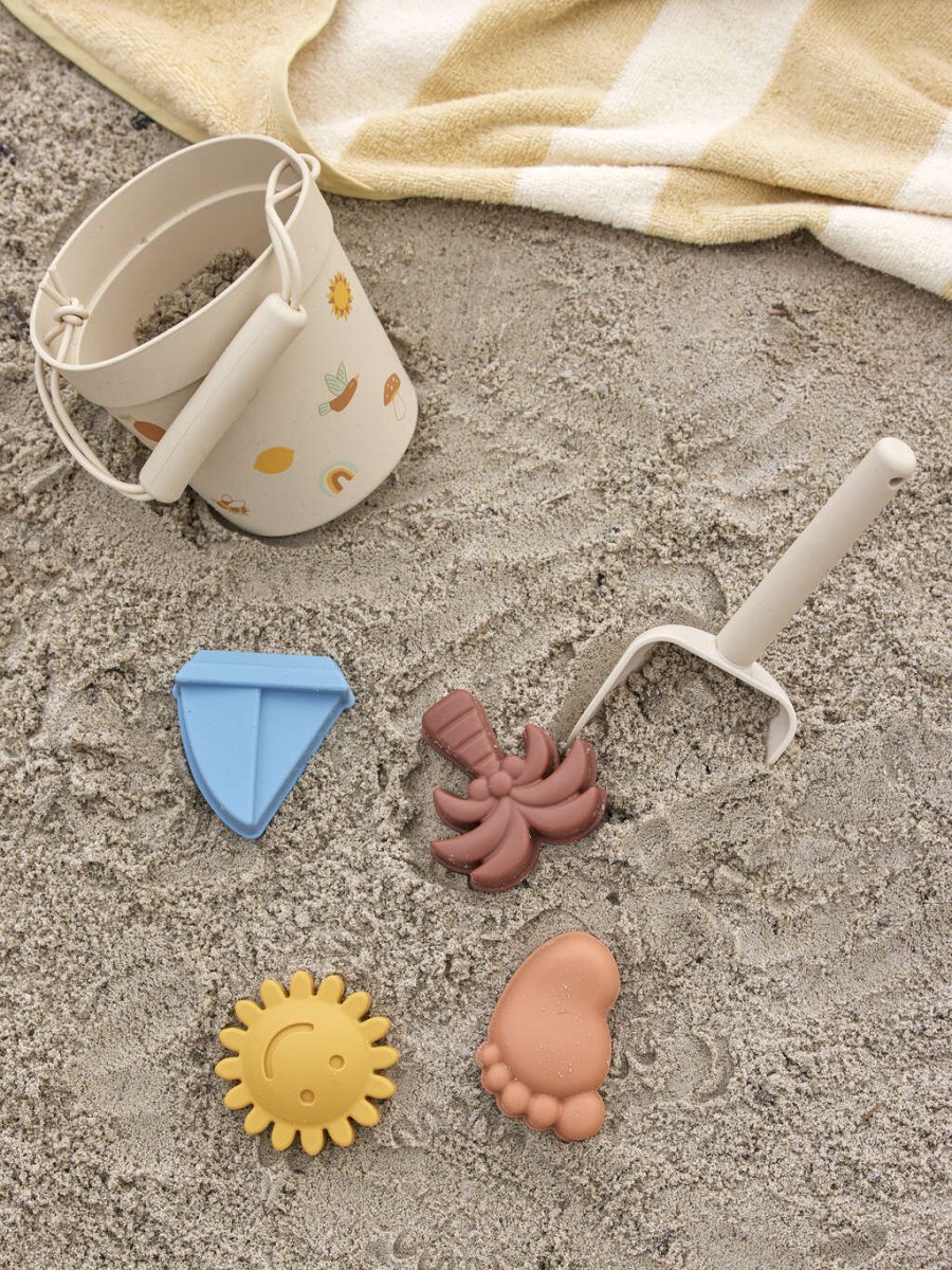 Bloomingville Mini Agnes Strand- und Sandkastenspielzeug 6er Set, Natur