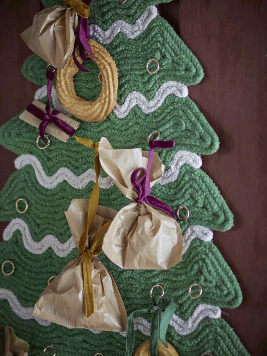 Bloomingville Douglas Kalender H90 cm, Grn