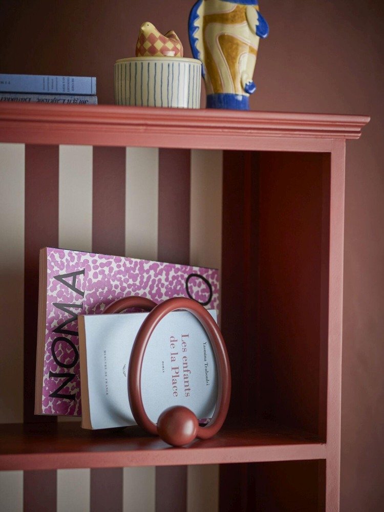 Bloomingville Whimsica Zeitschriftenhalter 25 cm, Rot