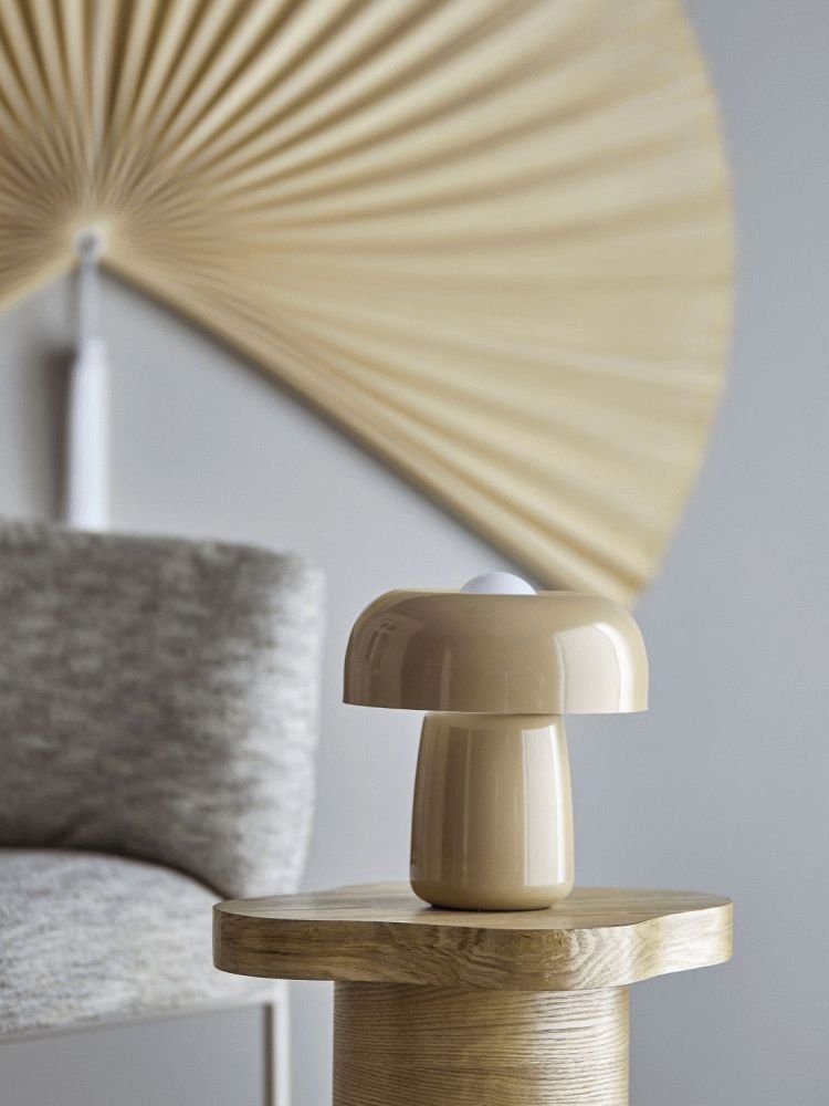 Bloomingville Ylva Tischlampe H28 cm, Natur