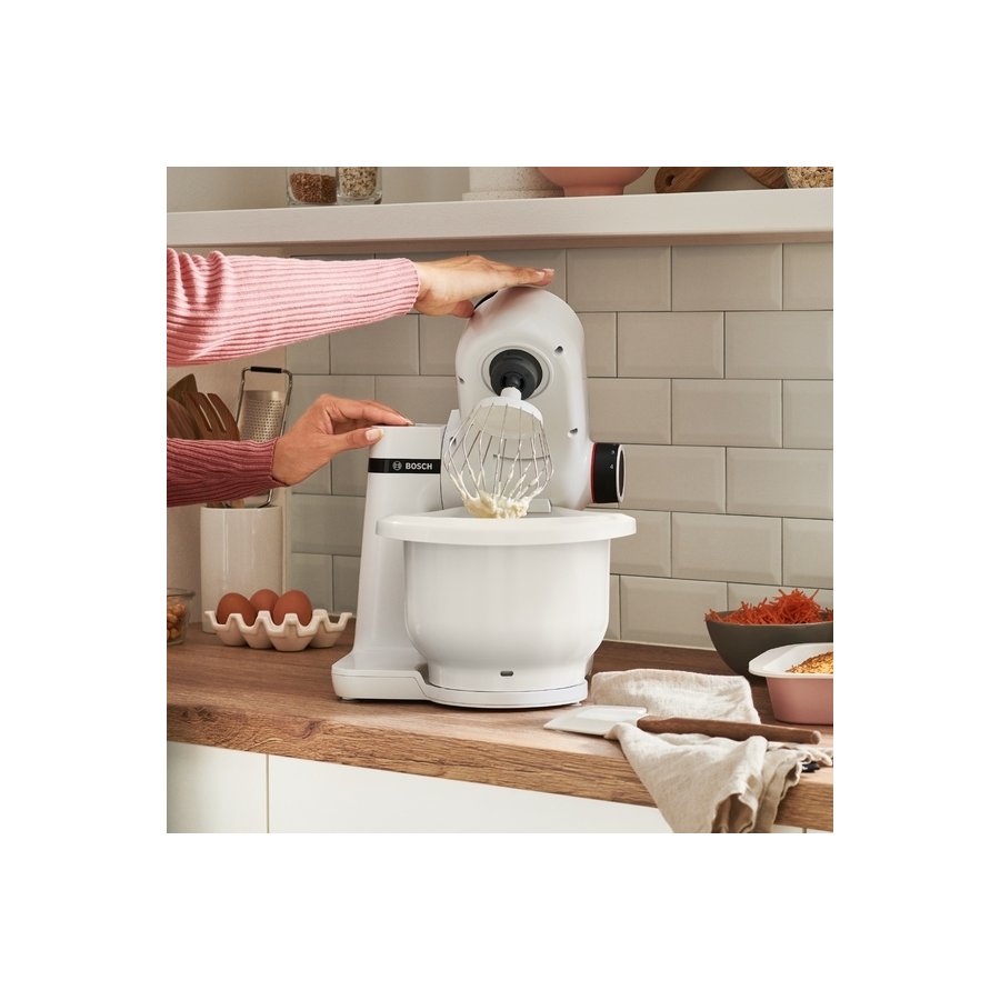 Bosch Serie 2 K�kkenmaskine 700W inkl. 3 stk Tilbeh�r, Hvid