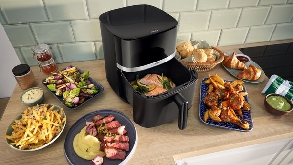 Bosch Serie 4 Air Fryer 6,1 L, Sort