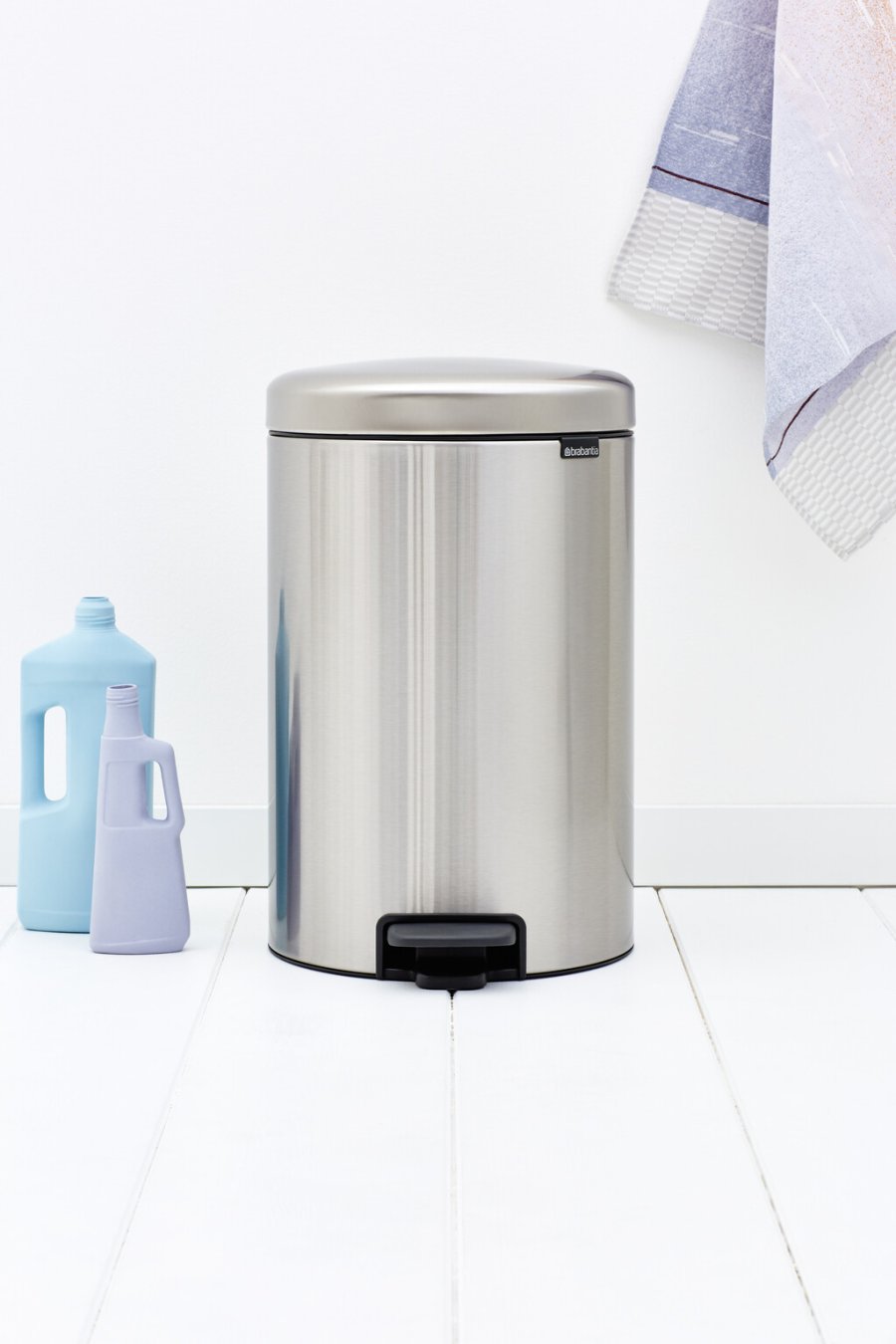 Brabantia NewIcon Pedalspand Fingerprint Proof 20 L, Mat Stl