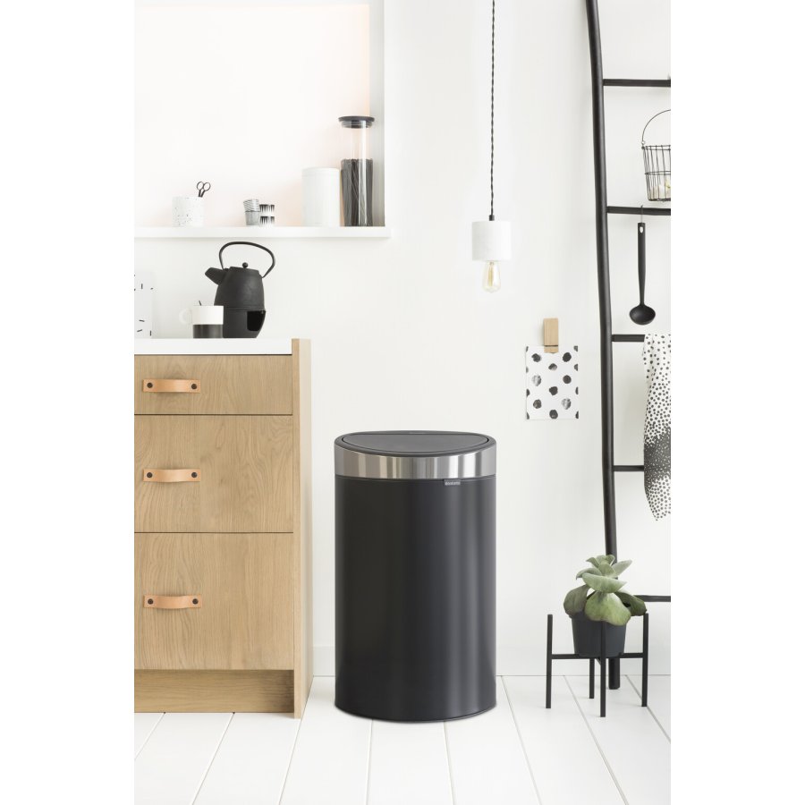 Brabantia Touch Affaldsspand 40 L, Mat Sort