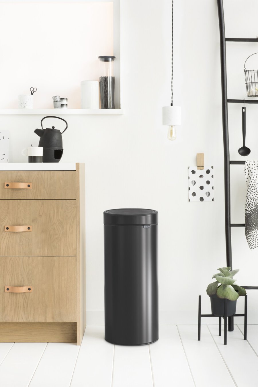 Brabantia Touch Affaldsspand 30 L, Mat Sort