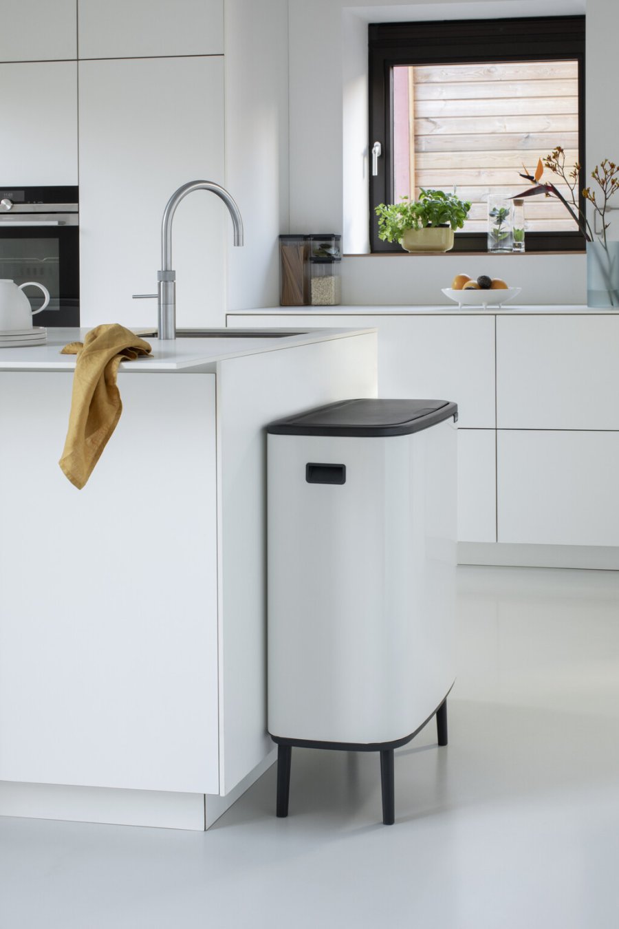 Brabantia Bo Touch Affaldsspand 60 L, Hvid