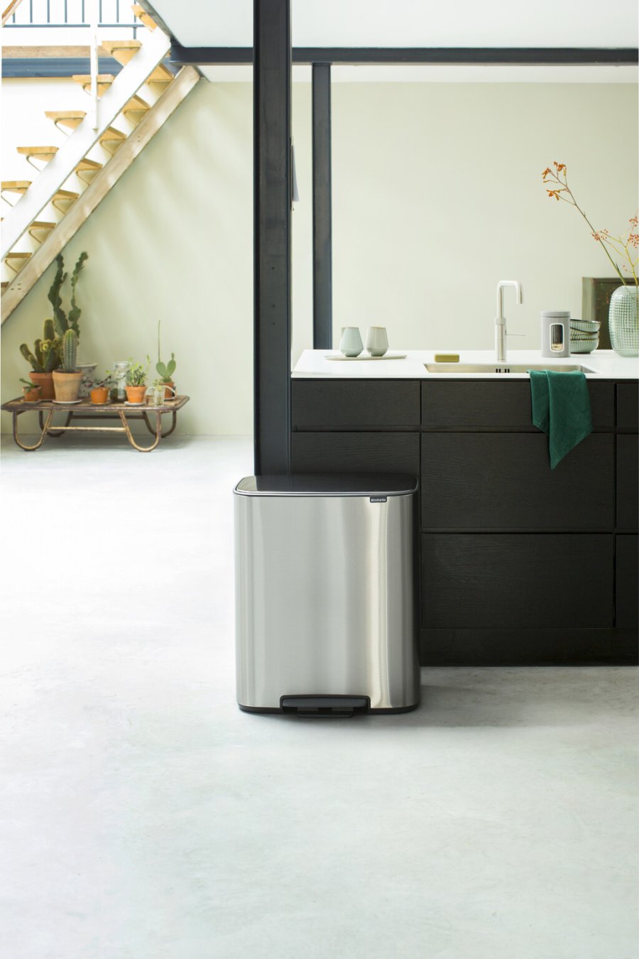 Brabantia Bo Pedalspand Fingerprint Proof m. Inderspand 60 L, Mat Stl