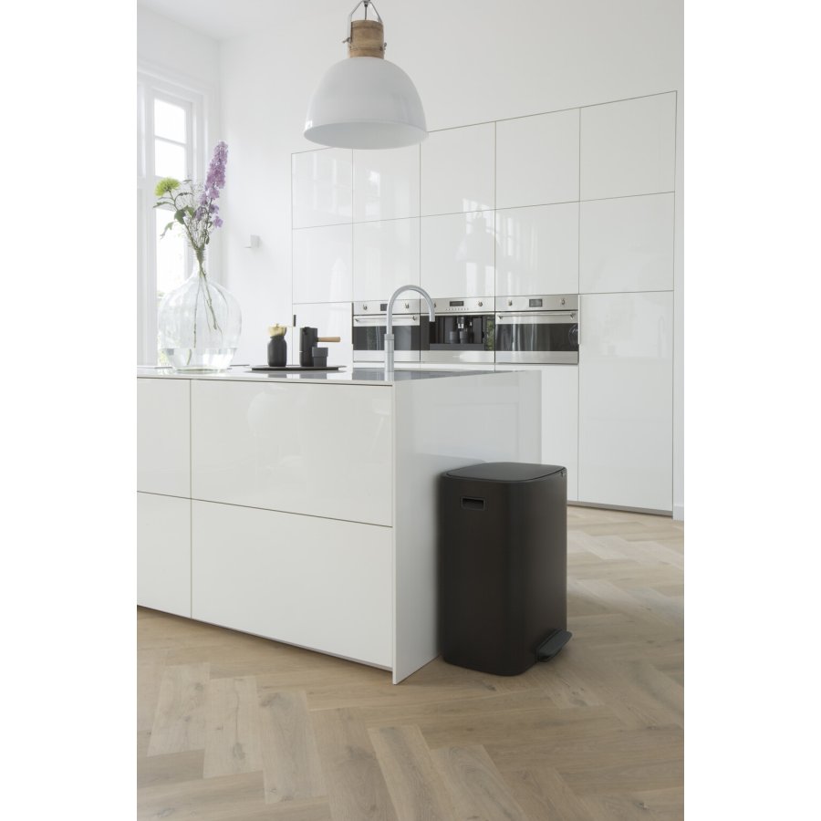 Brabantia Bo Pedalspand m. 2 Inderspande 2x30 L, Mat Sort