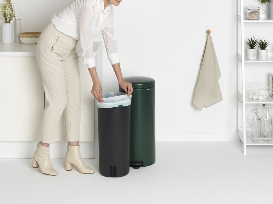 Brabantia NewIcon Pedalspand 30 L, Pine Green