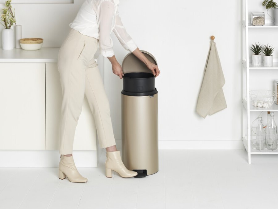 Brabantia NewIcon Pedalspand 30 L, Metallic Gold