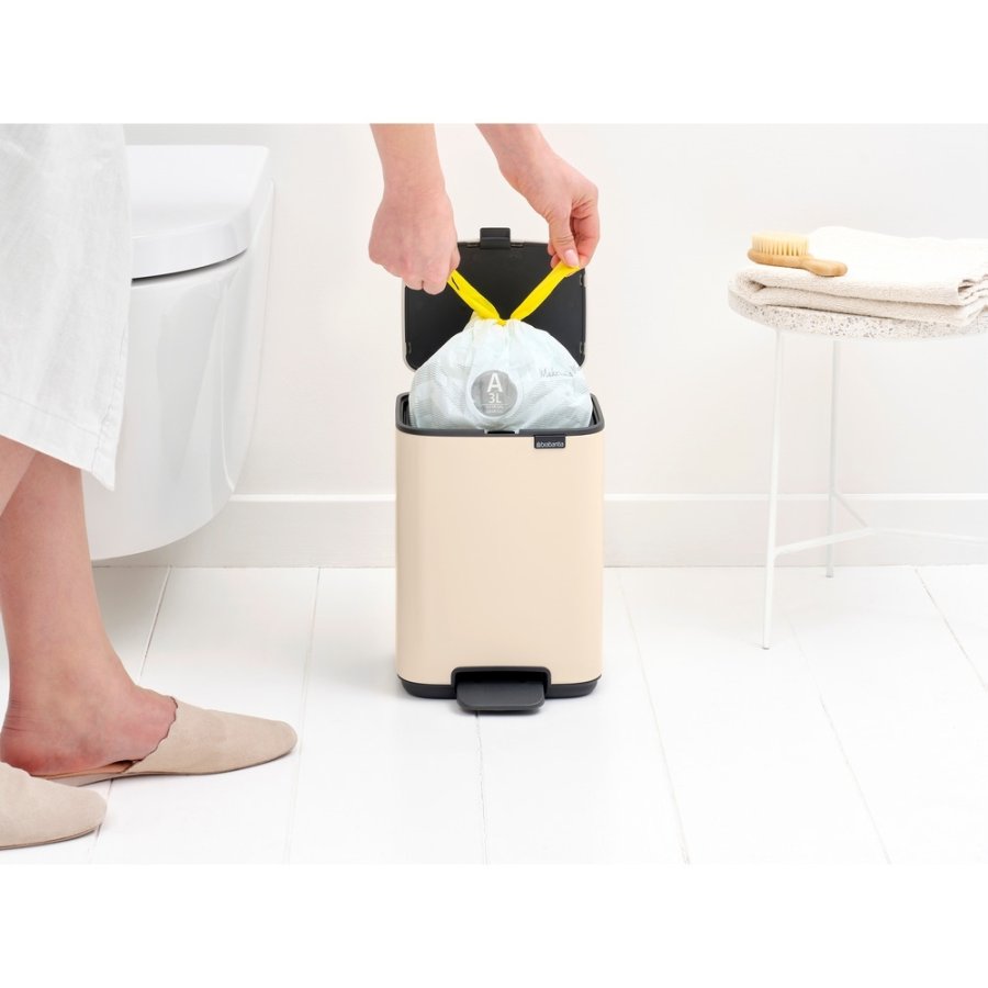 Brabantia Bo Pedalspand 4 L, Soft Beige
