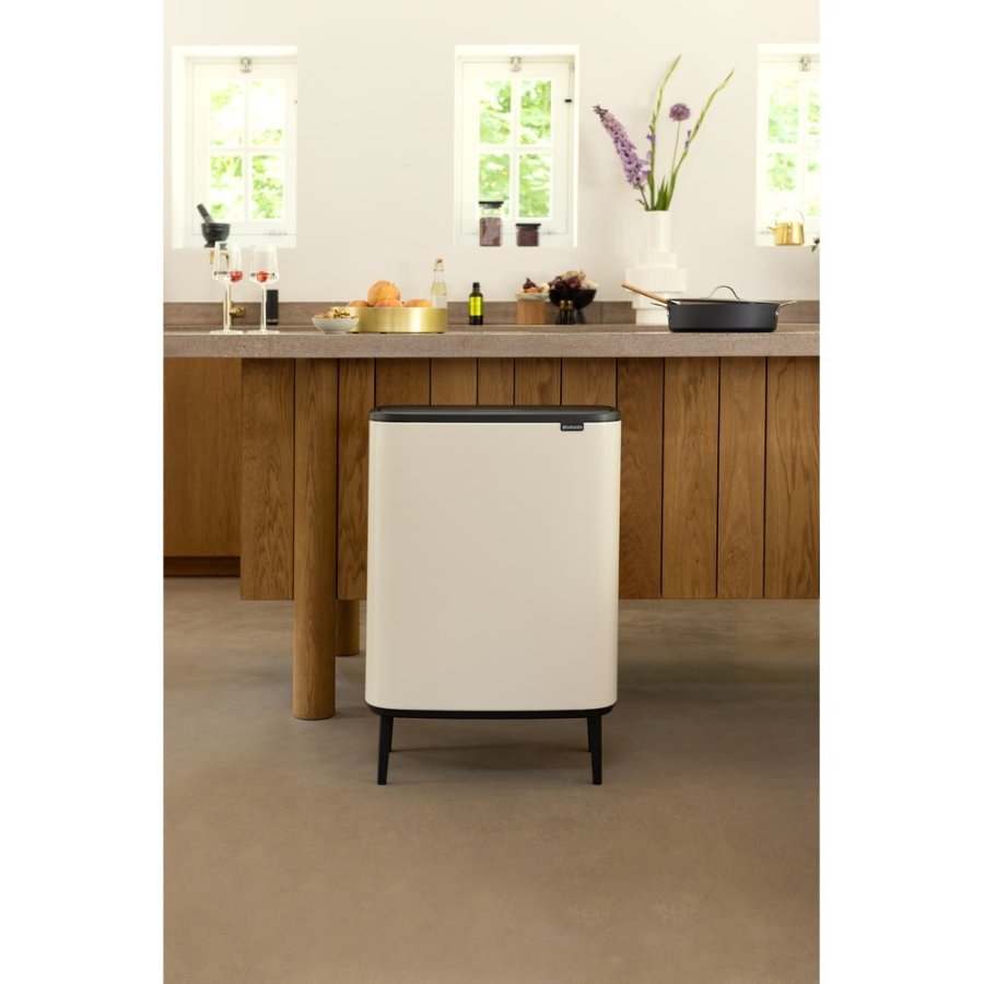 Brabantia Bo Touch Afvalemmer 60 L, Soft Beige