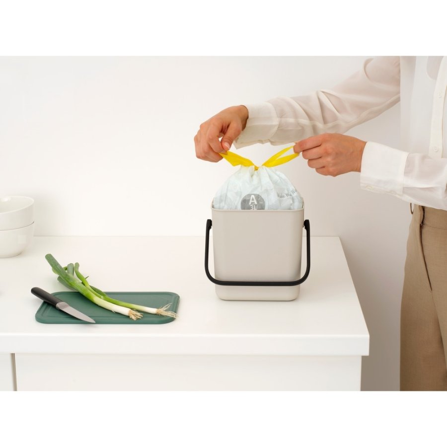Brabantia Sort & Go Afvalemmer met Deksel 3 L, Soft Beige