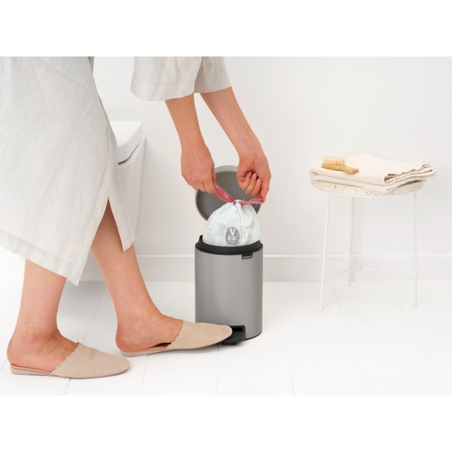 Brabantia Newlcon Pedalspand 3 L, Lysegr�
